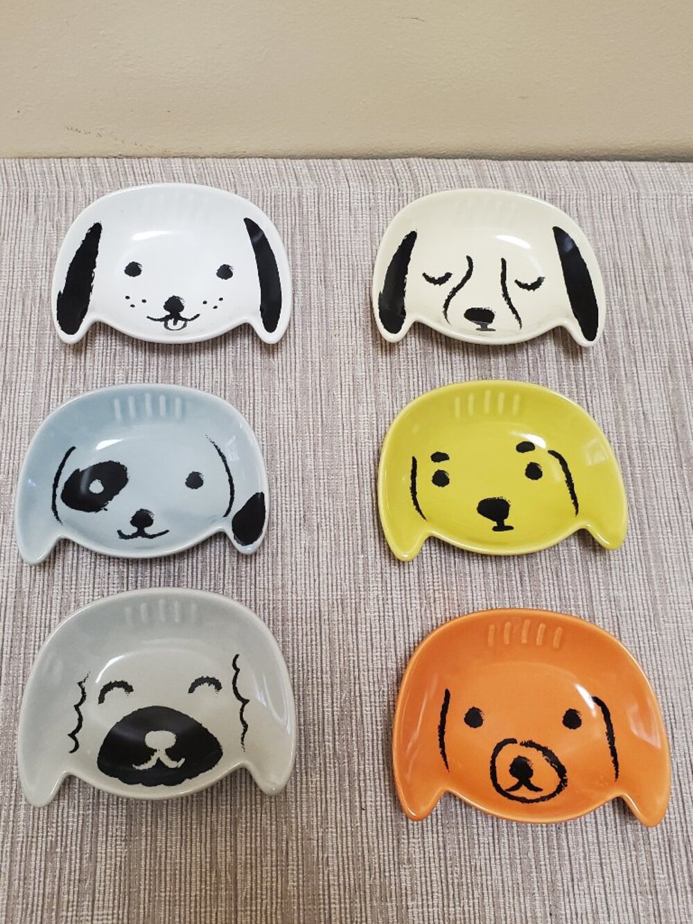 Danica Jubilee Puppy Love Pinch Bowls Set Of 6 Dogs Tea Bag Holders - Read